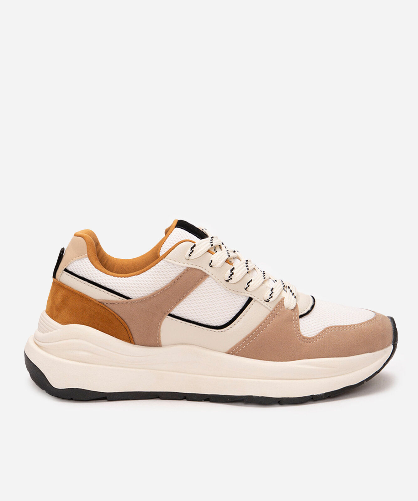 tênis casual caramelo
