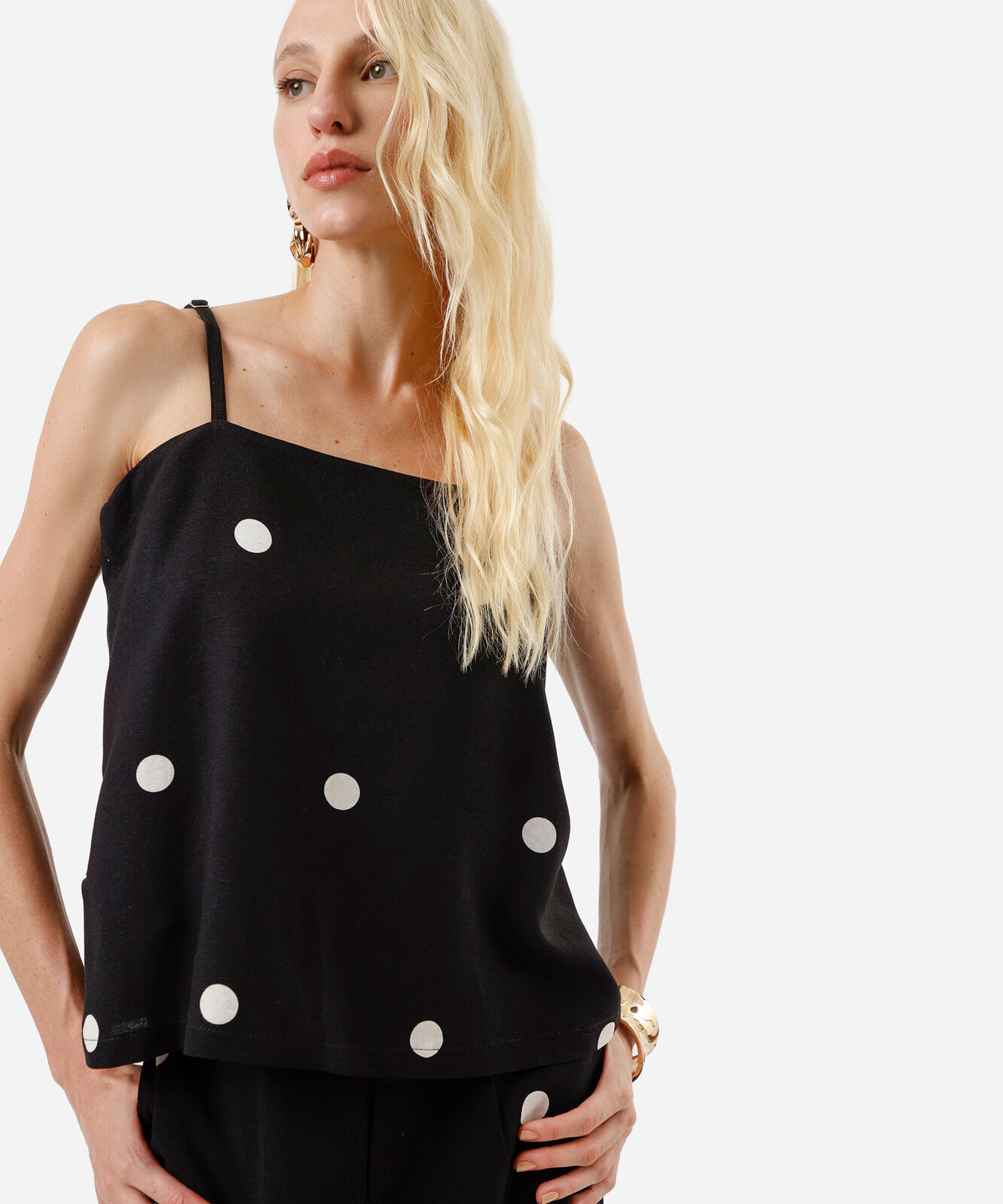 blusa feminina alça fina com linho poá preta