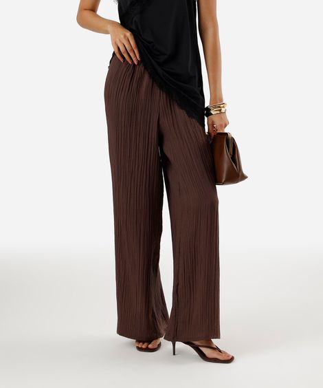 calça reta feminina com liocel texturizada marrom