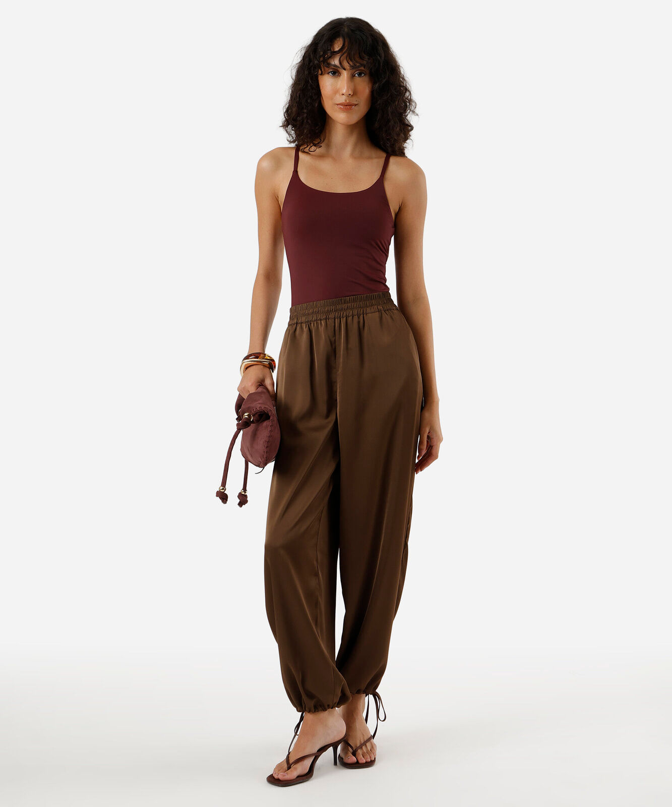 regata básica feminina de poliamida com bojos removíveis vinho