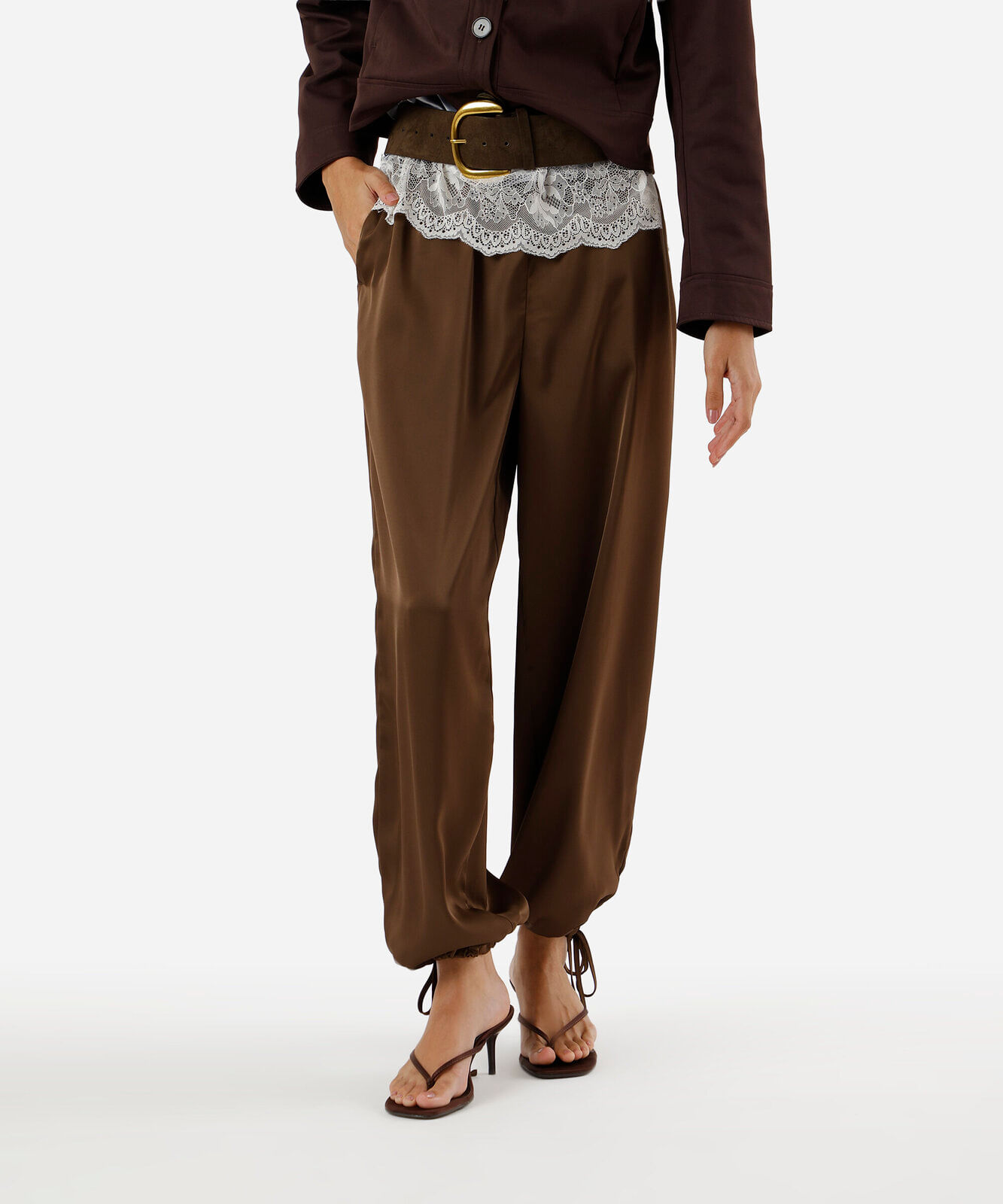 calça aladim feminina com amarração acetinada marrom