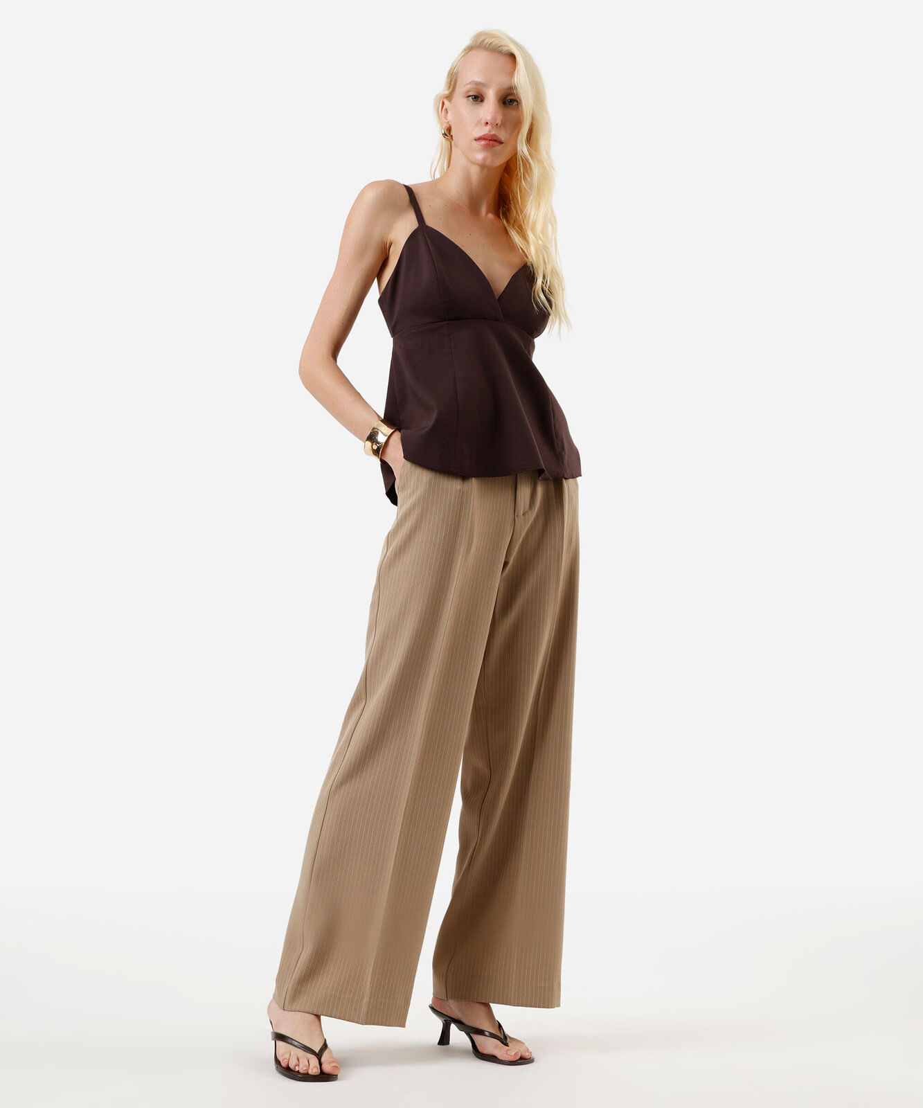 blusa peplum alça fina feminina decote v marrom