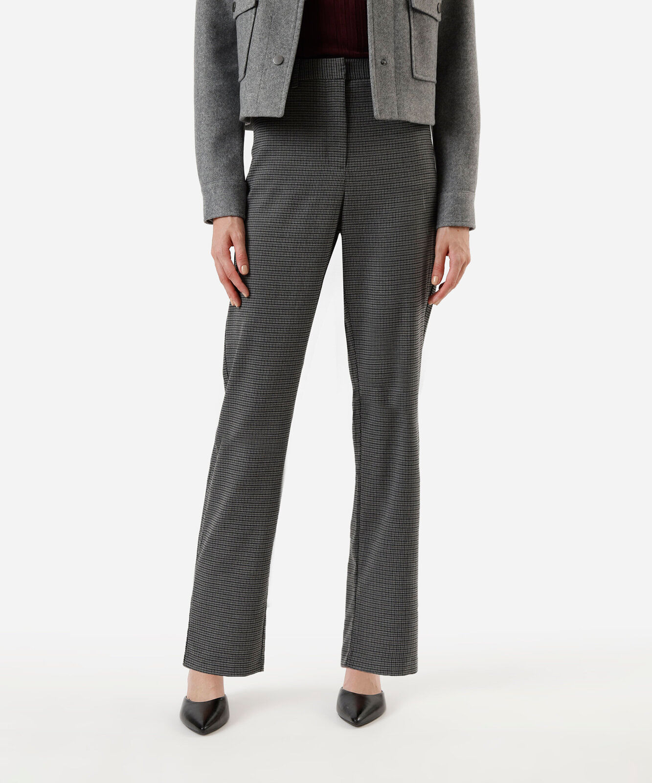 calça reta de alfaiataria feminina xadrez cinza