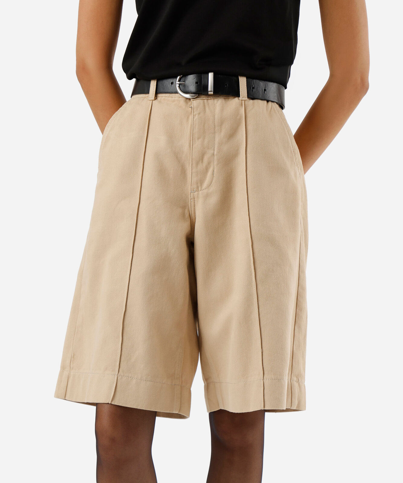 bermuda jorts feminina de sarja com nervuras bege
