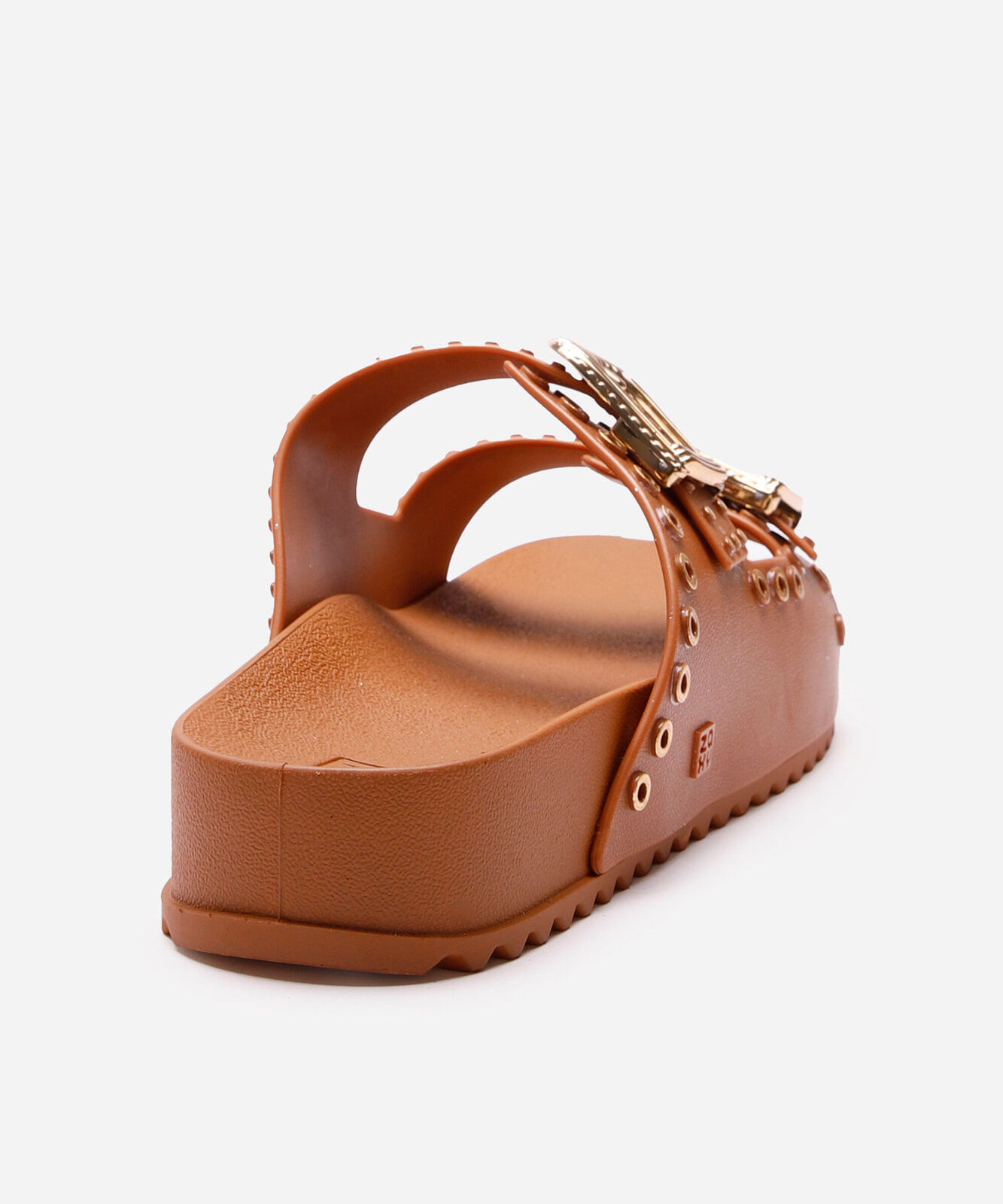 papete feminina com tachas zaxy marrom