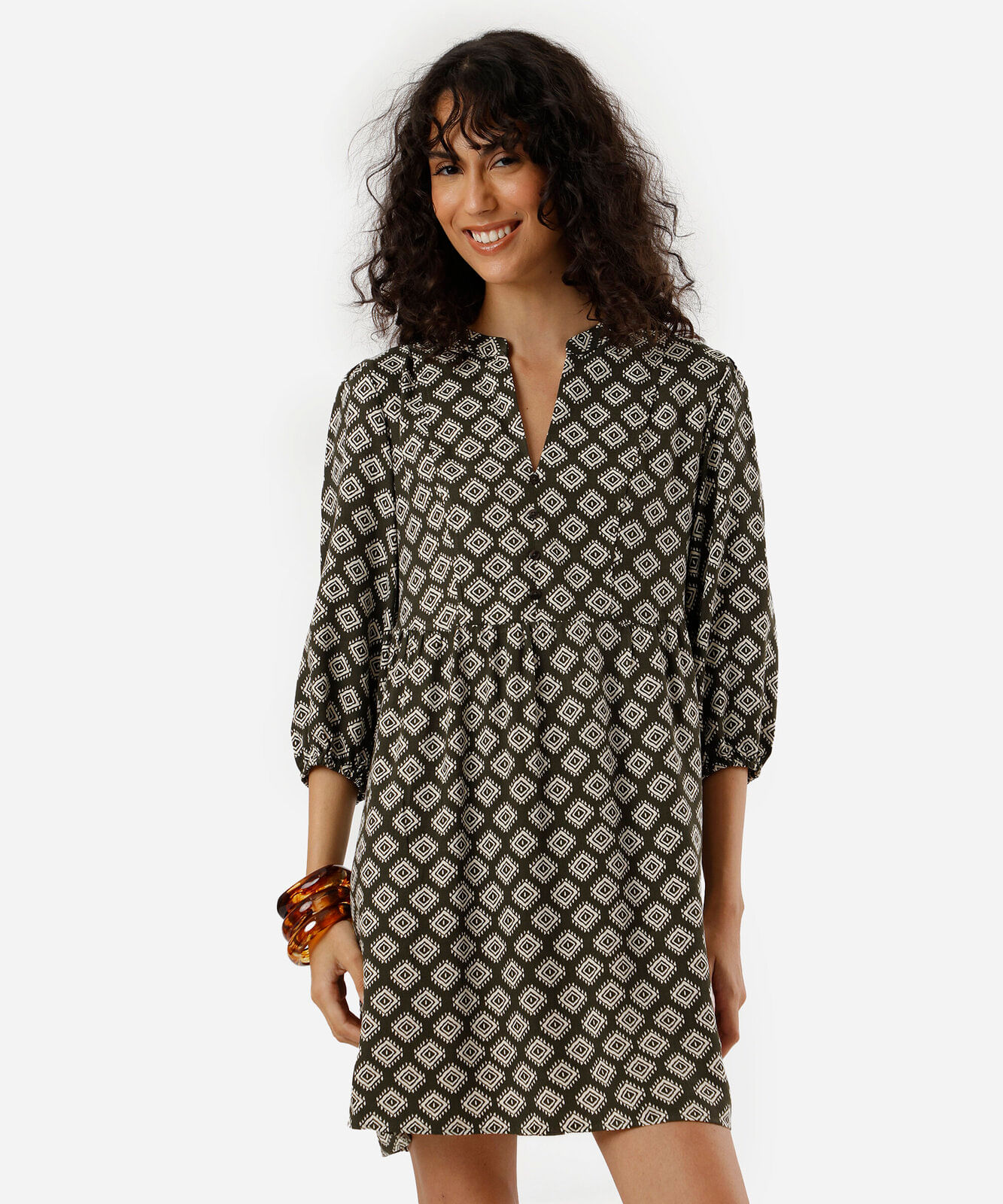 vestido curto feminino de viscose étnico verde