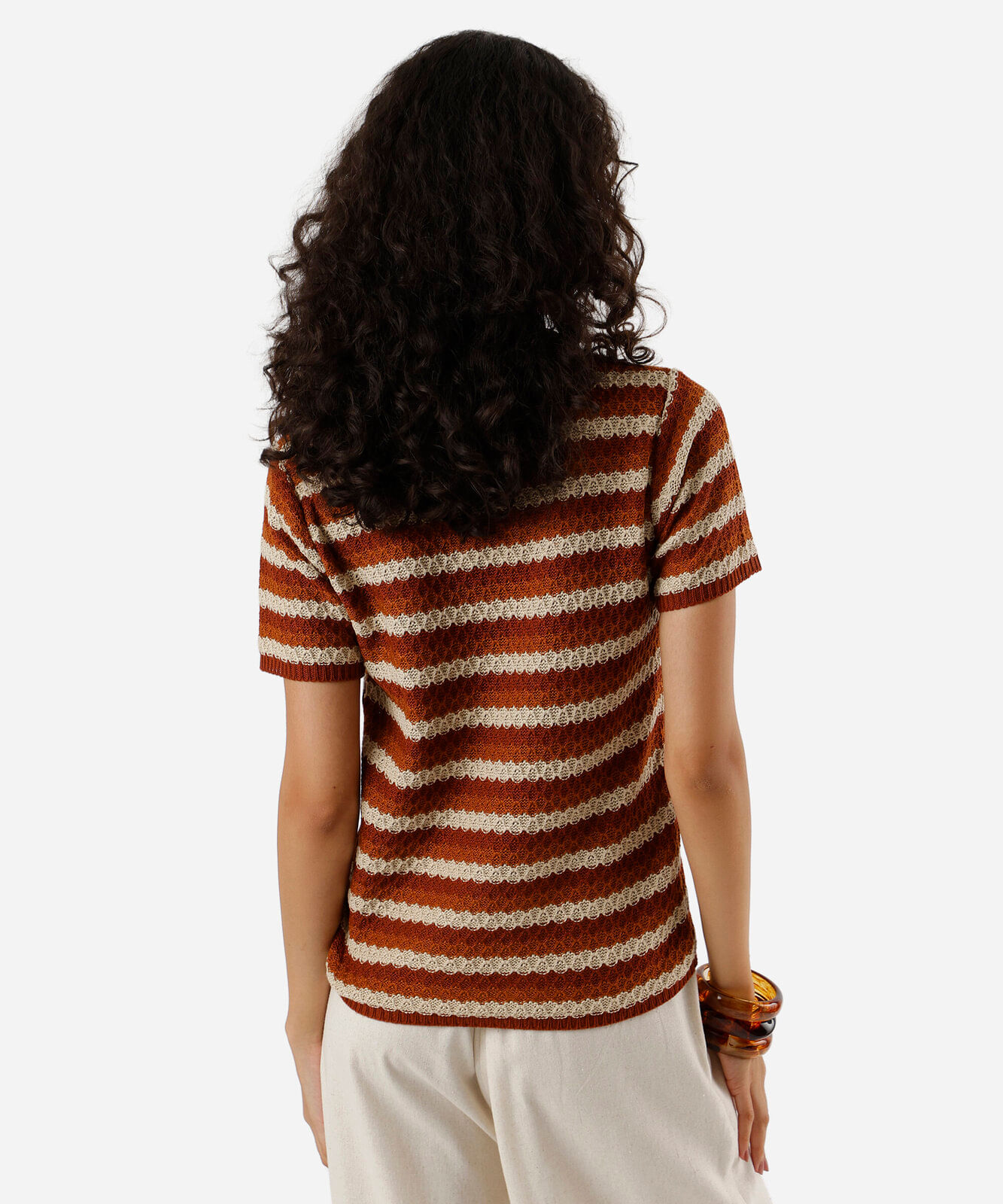 polo feminina de tricot texturizada listrada colorido