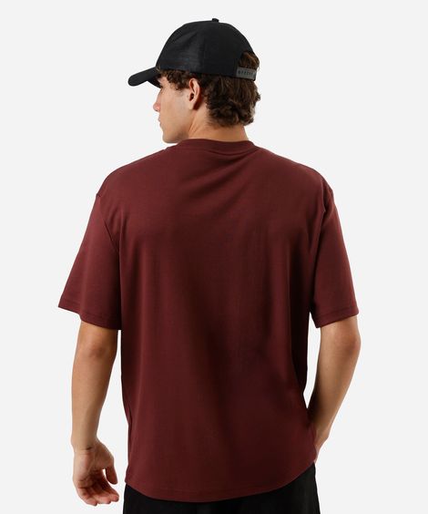 camiseta masculina de algodão peruano vinho