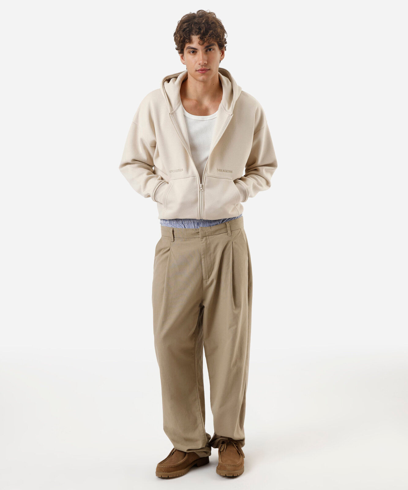 blusão masculino de moletom com capuz cropped bege
