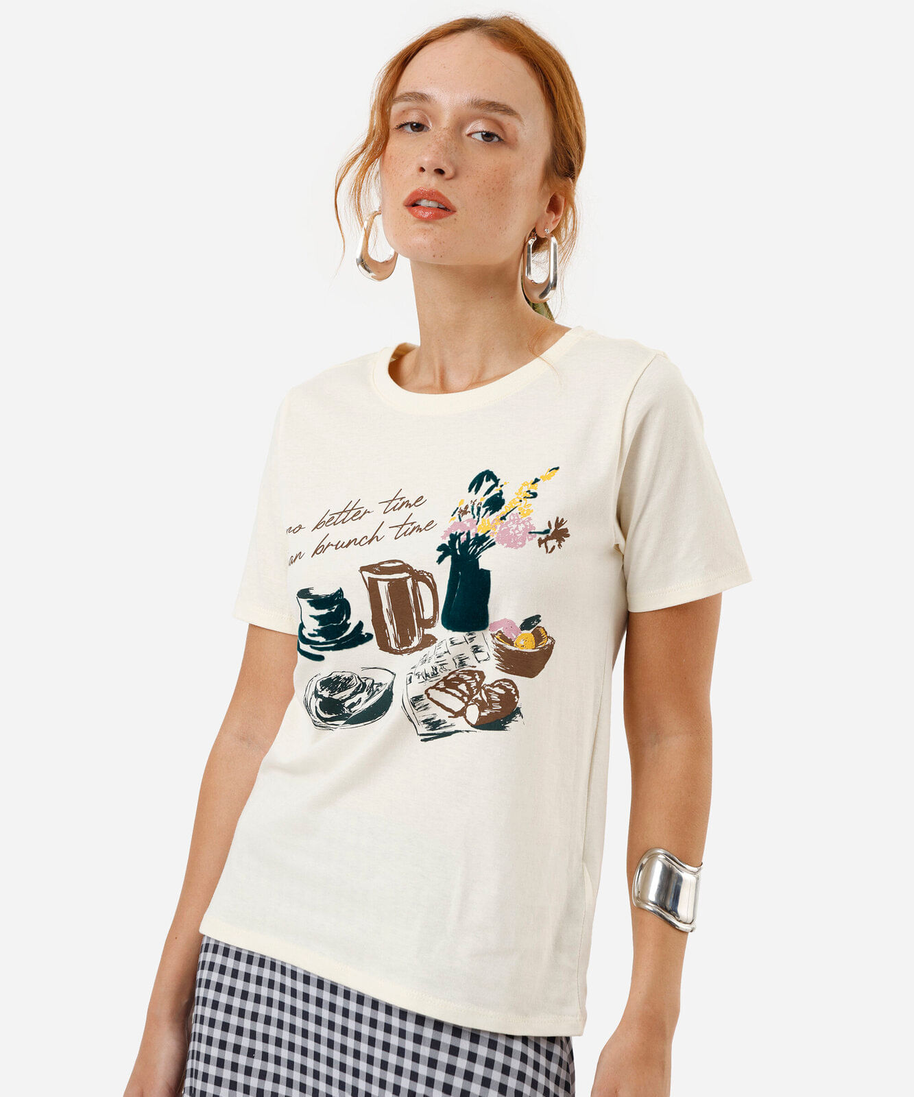 camiseta feminina brunch time amarela