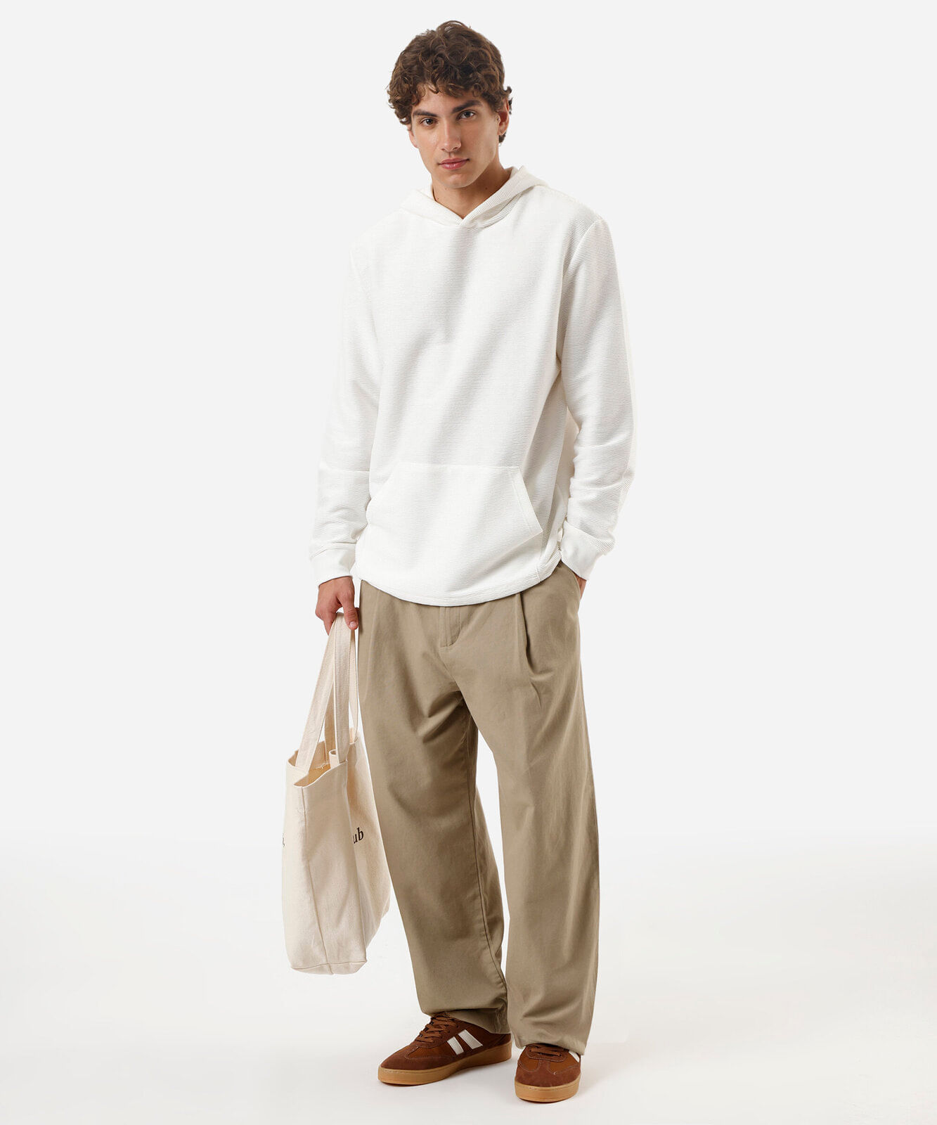 camiseta masculina manga longa com capuz canelada off white