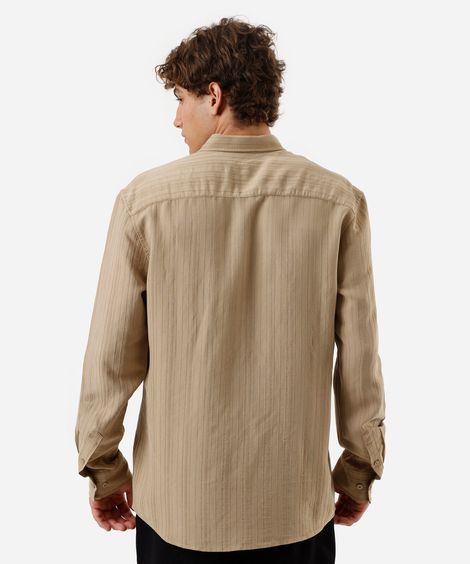 camisa masculina com viscose manga longa texturizada bege