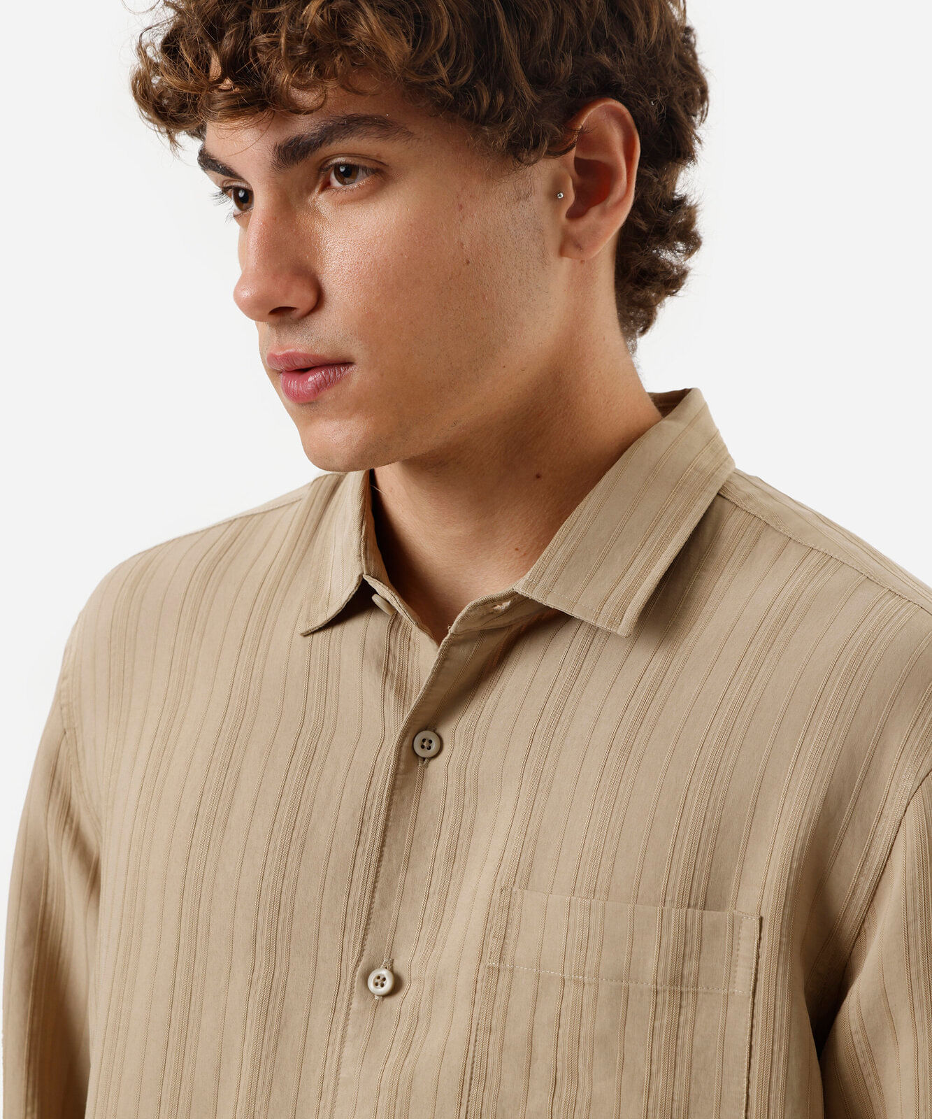 camisa masculina com viscose manga longa texturizada bege