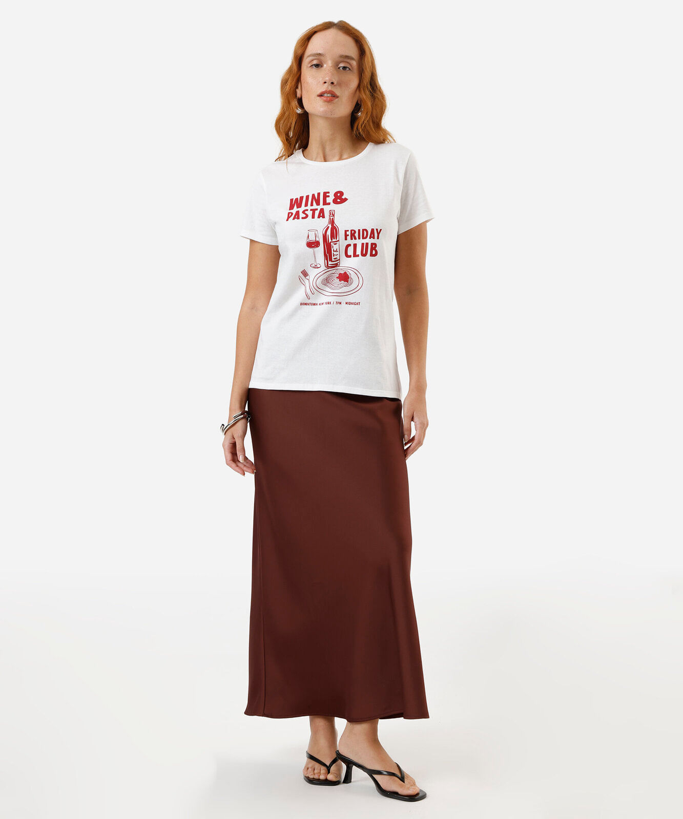 camiseta feminina wine pasta off white