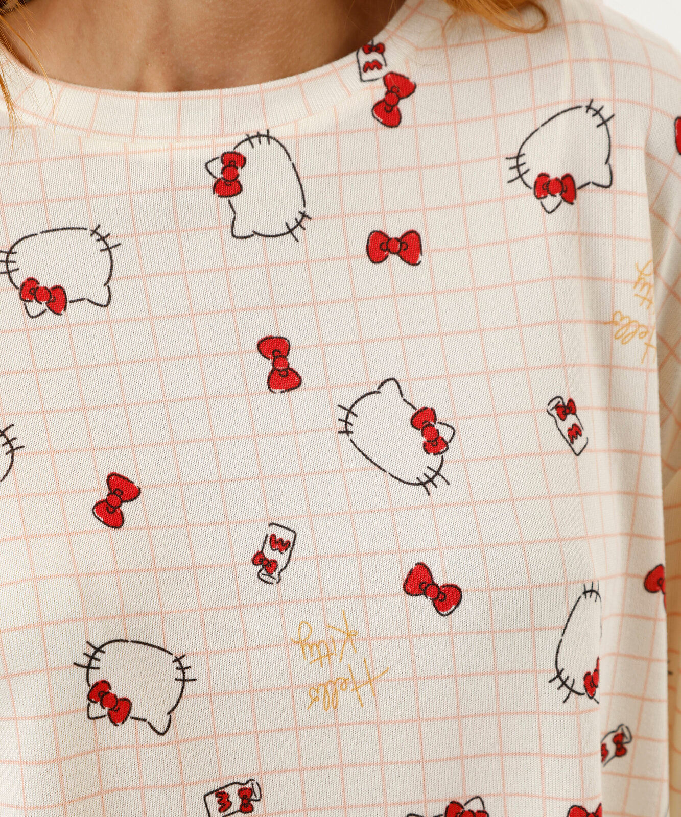 pijama feminino longo hello kitty bege