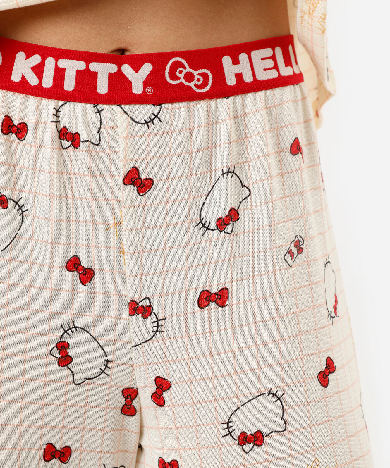 pijama feminino longo hello kitty bege