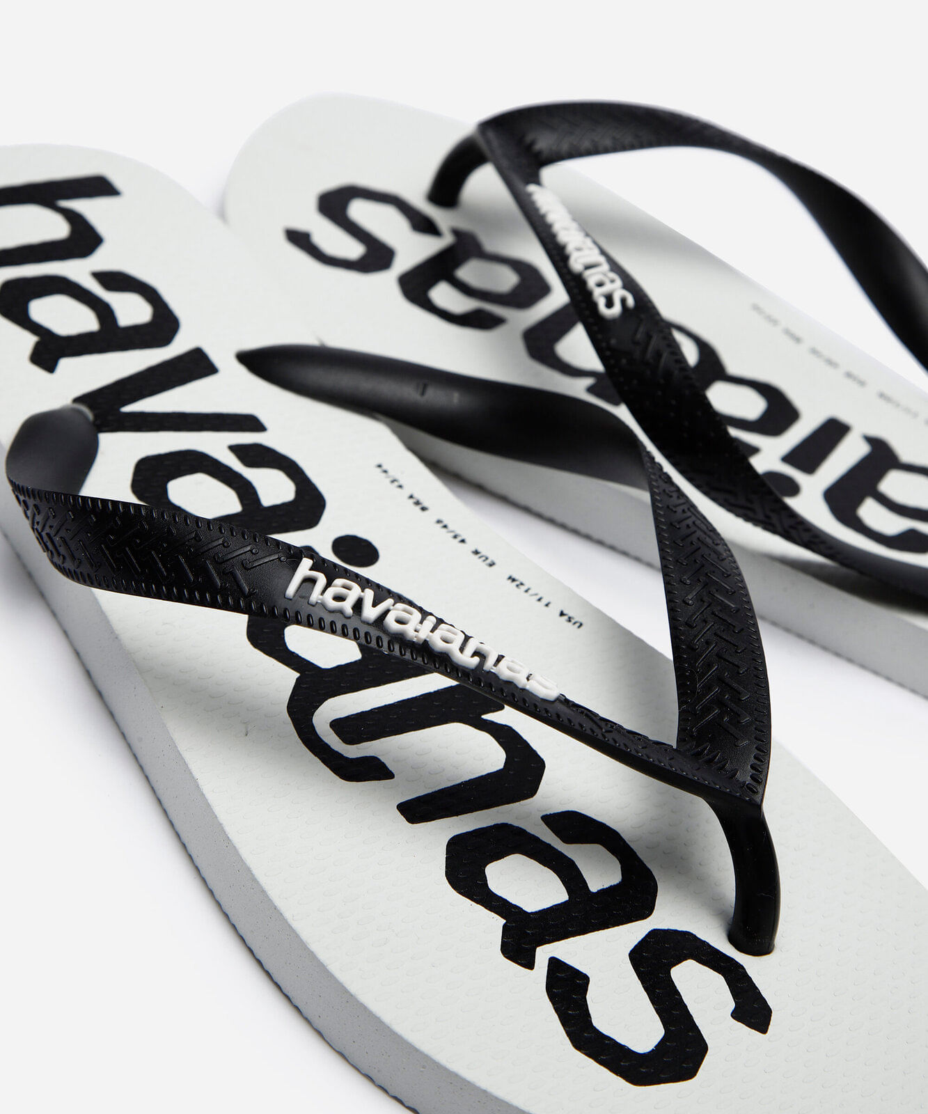 chinelo havaianas estampado branco
