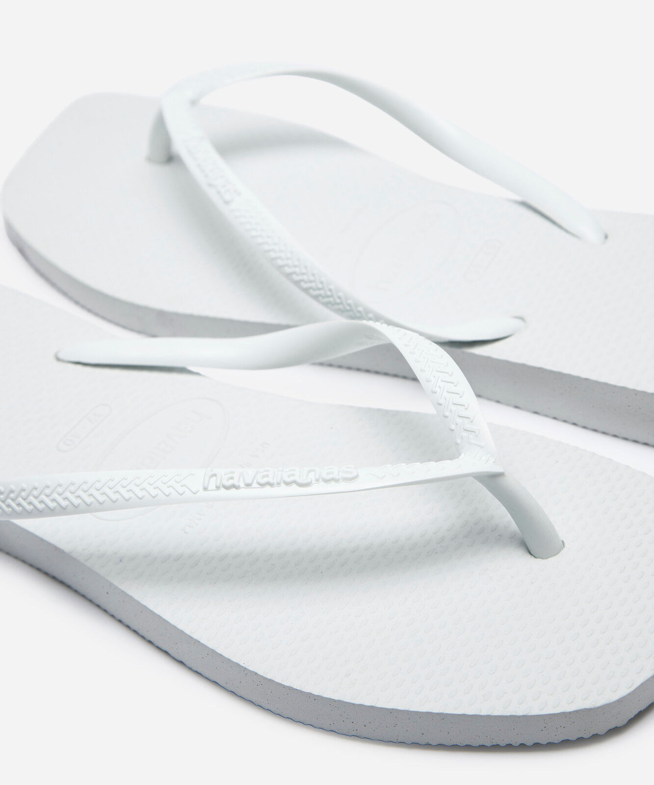 chinelo havaianas slim square branco