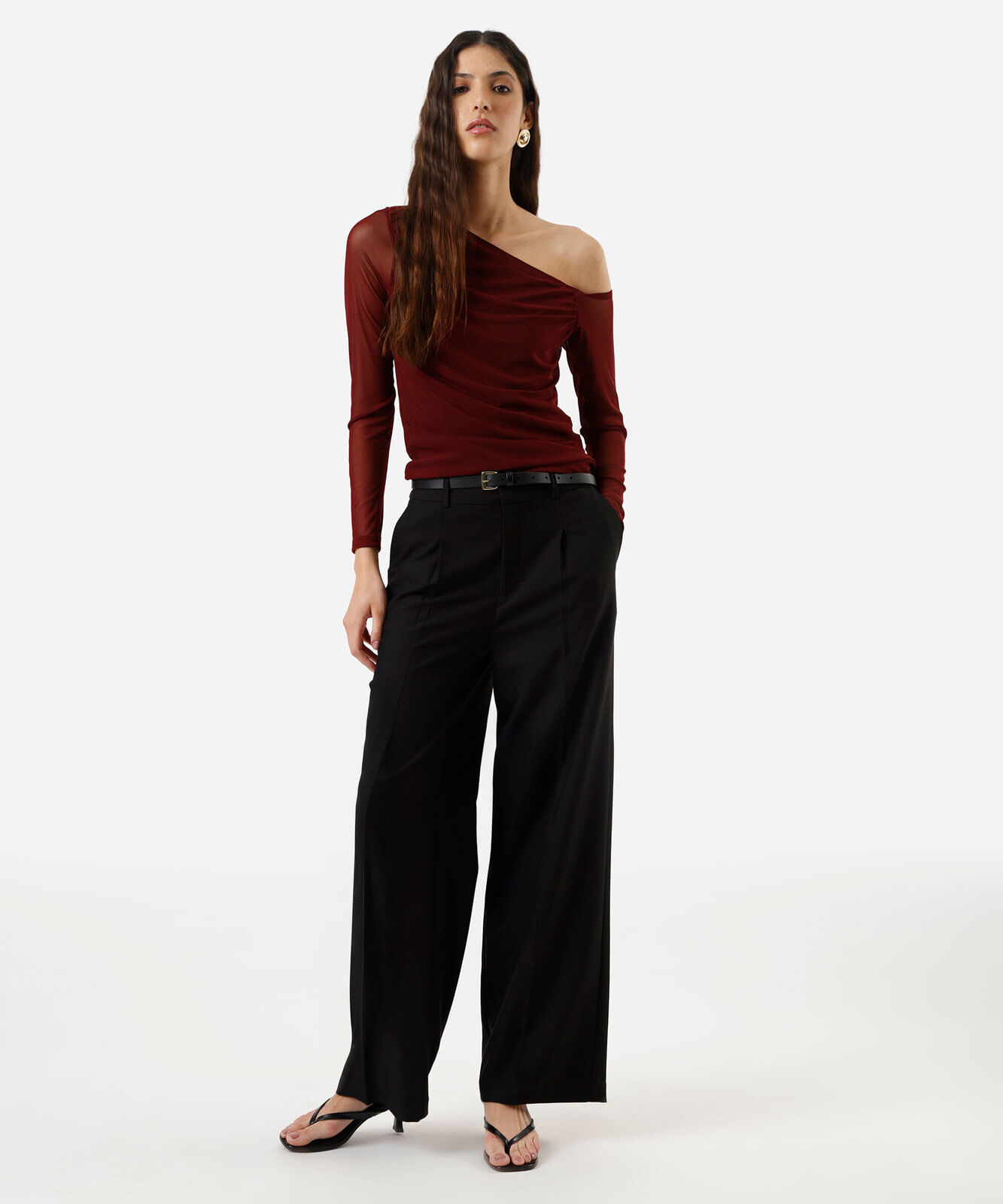 blusa feminina de tule manga longa assimétrica vinho