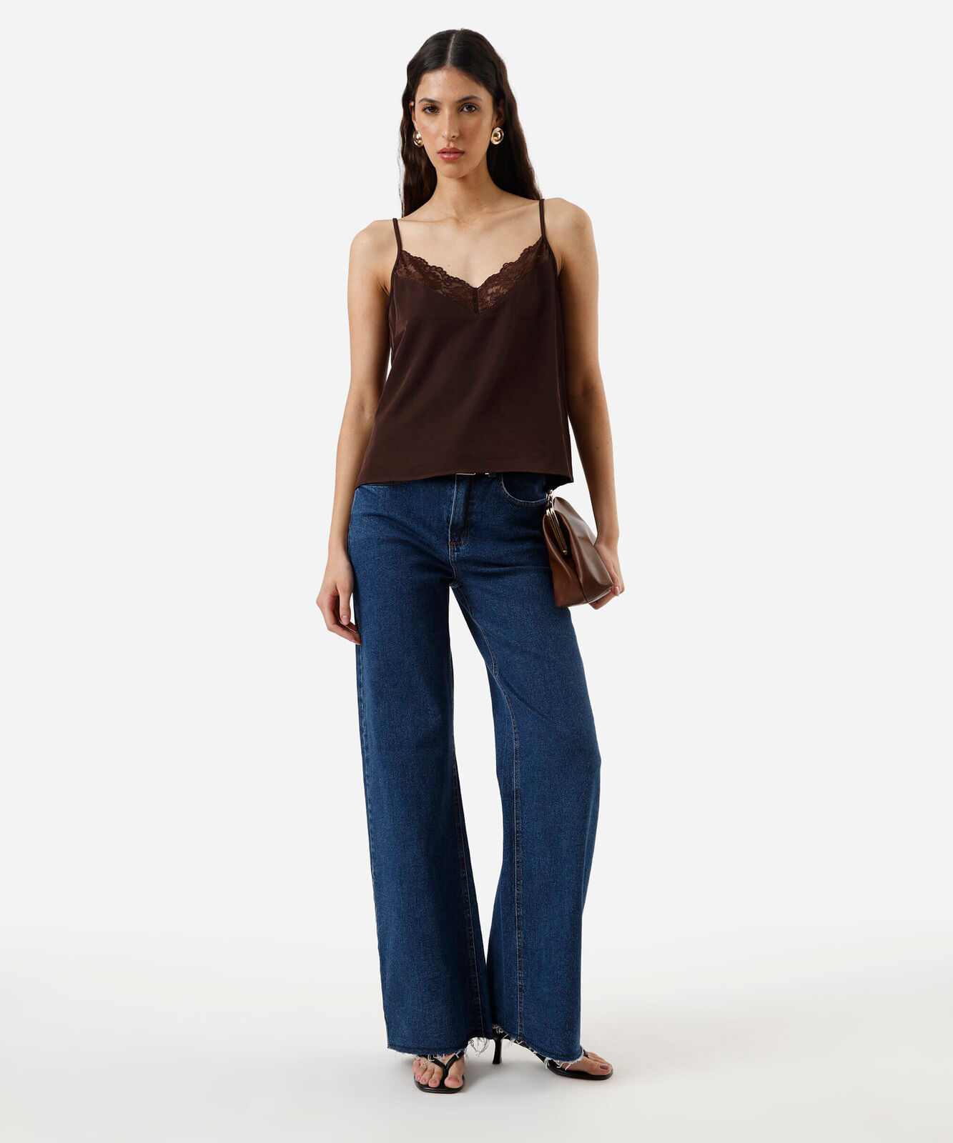 regata alça fina feminina com renda acetinada marrom