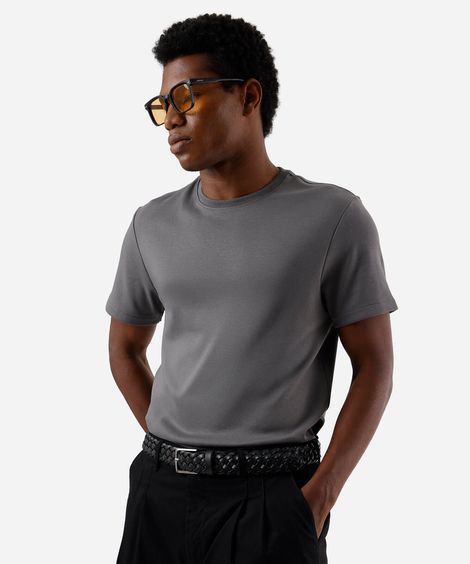 camiseta masculina de algodão peruano slim fit cinza