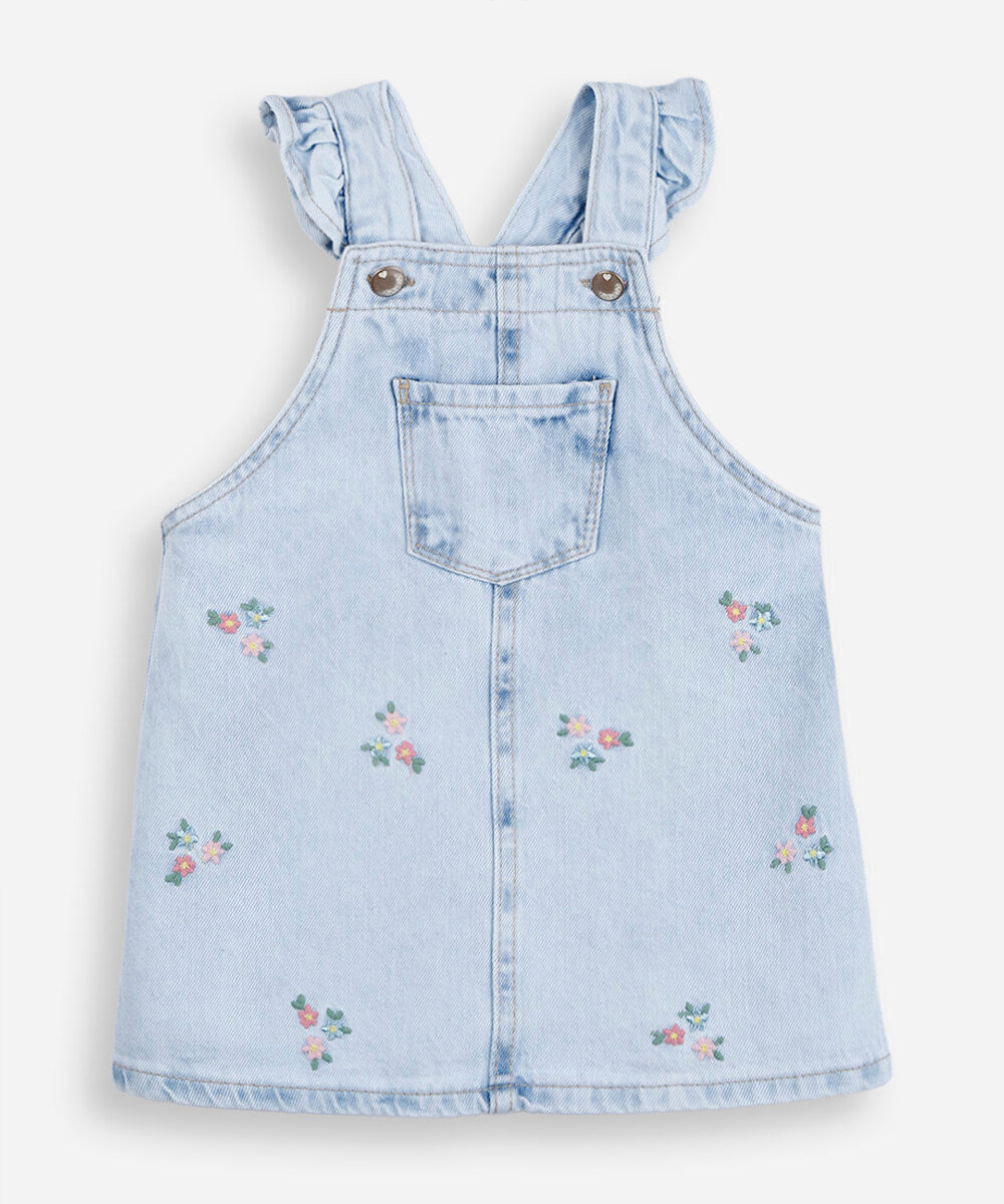 salopete infantil jeans com bordado floral e babados azul