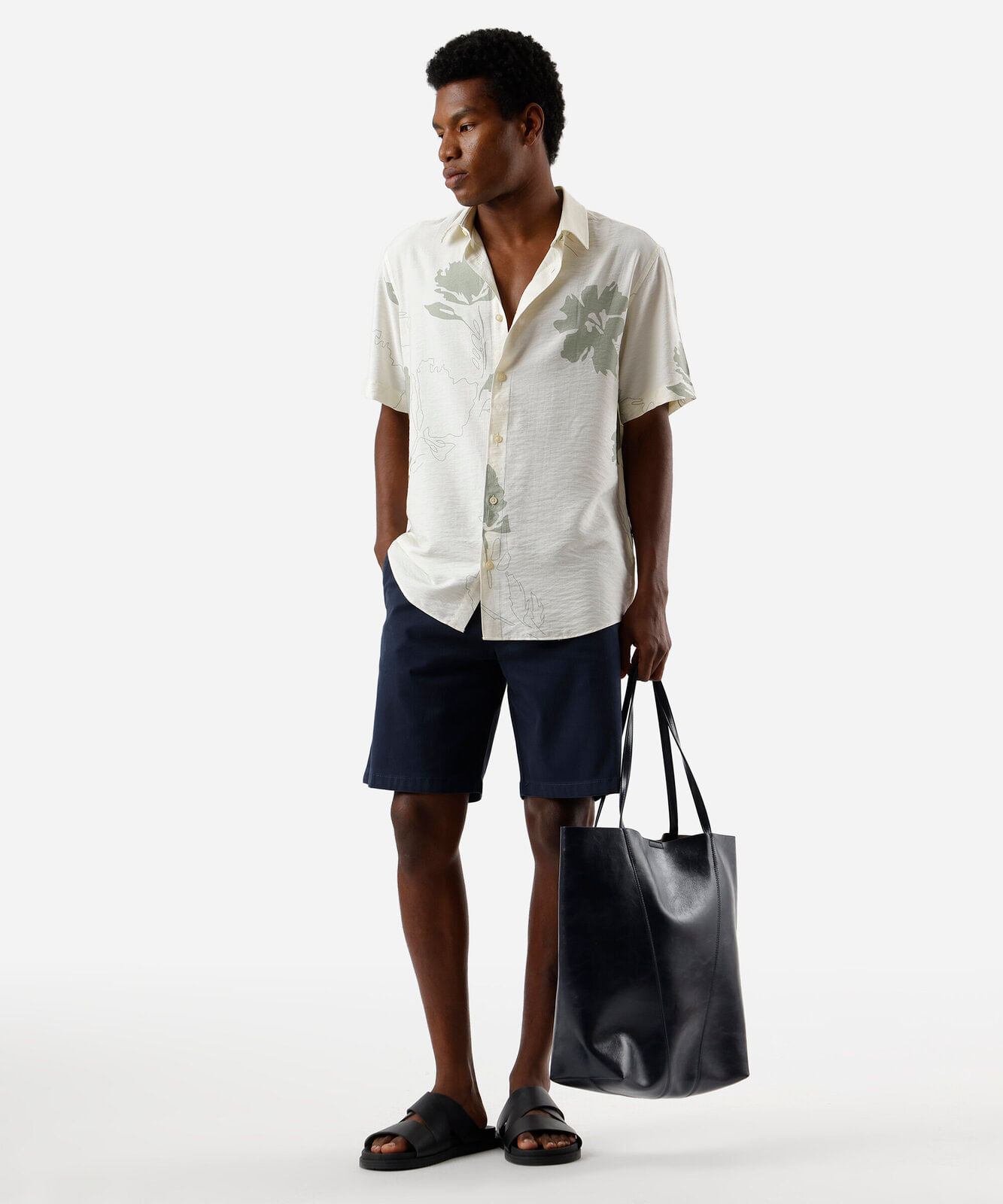 camisa masculina com viscose floral off white