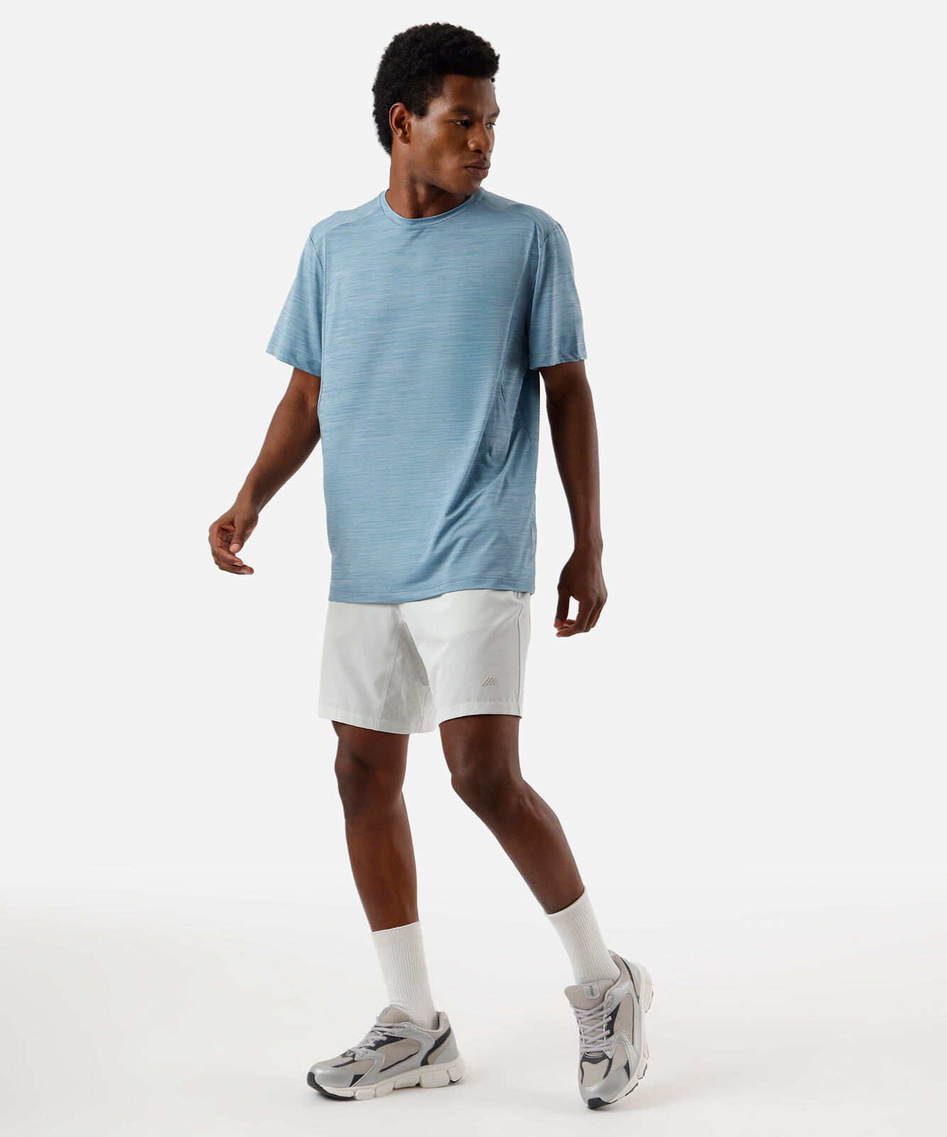 camiseta masculina recortes azul