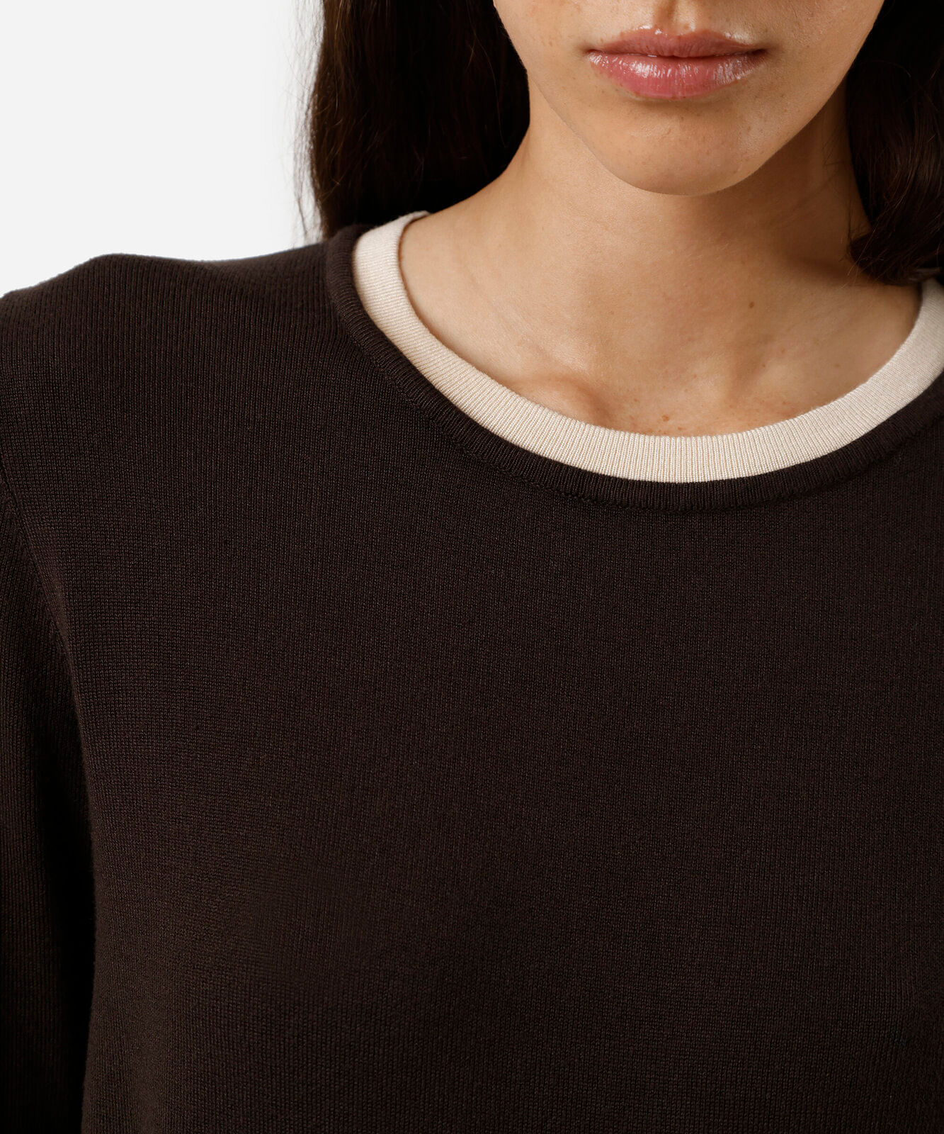 suéter básico feminino de tricot bicolor marrom