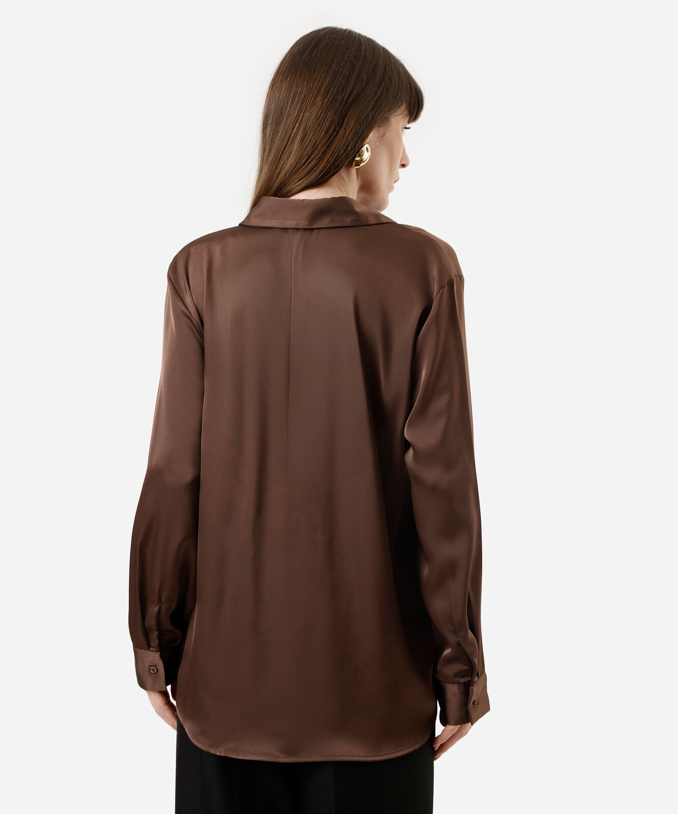 camisa feminina acetinada oversized marrom