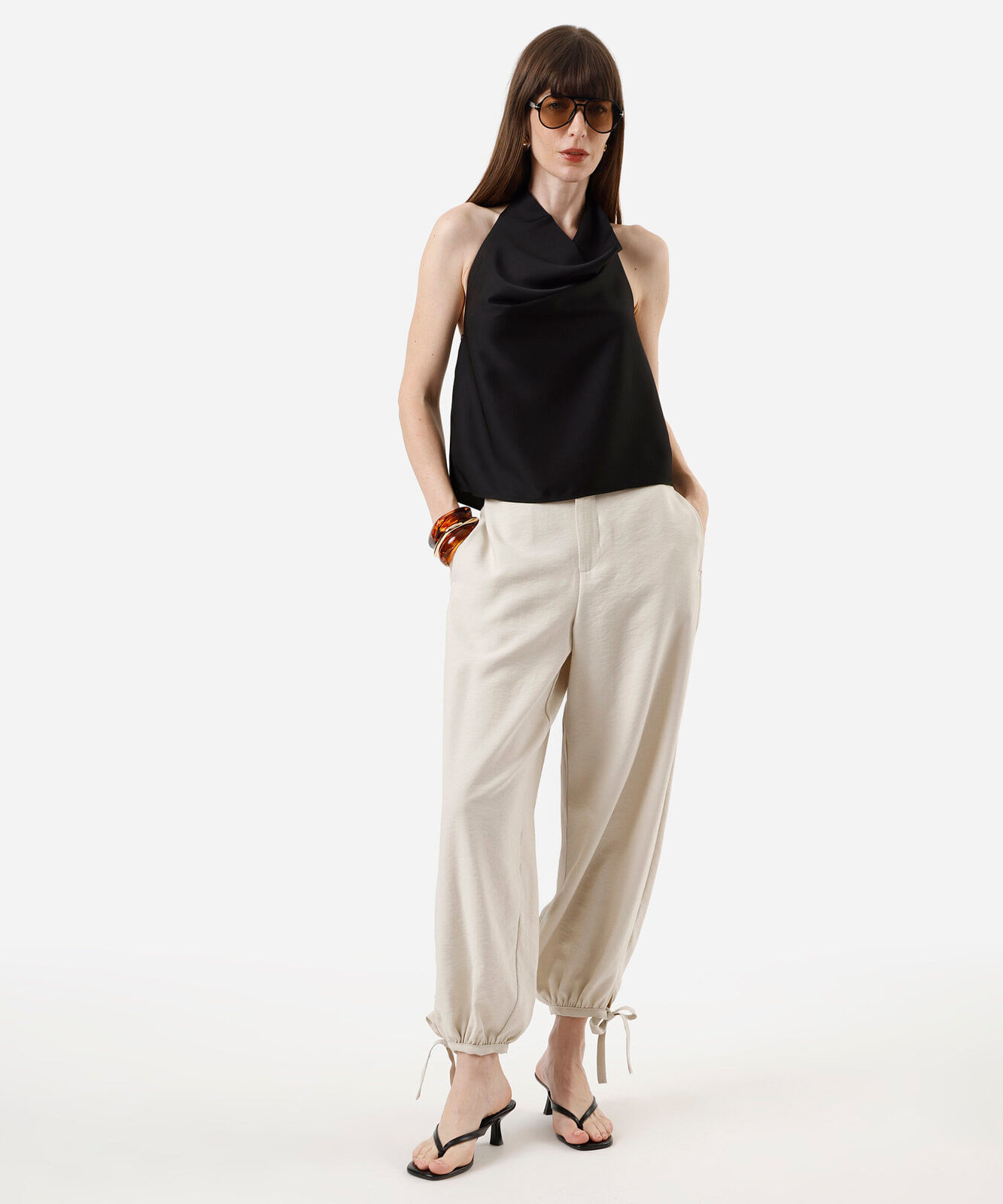 blusa frente única feminina acetinada preta