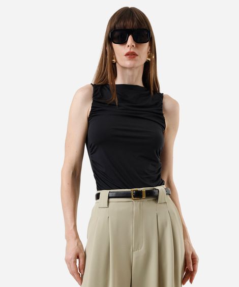 blusa feminina decote canoa franzida preta