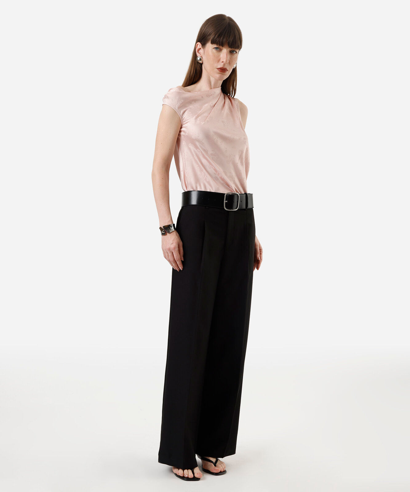 blusa feminina de jacquard com pregas floral acetinada rosa
