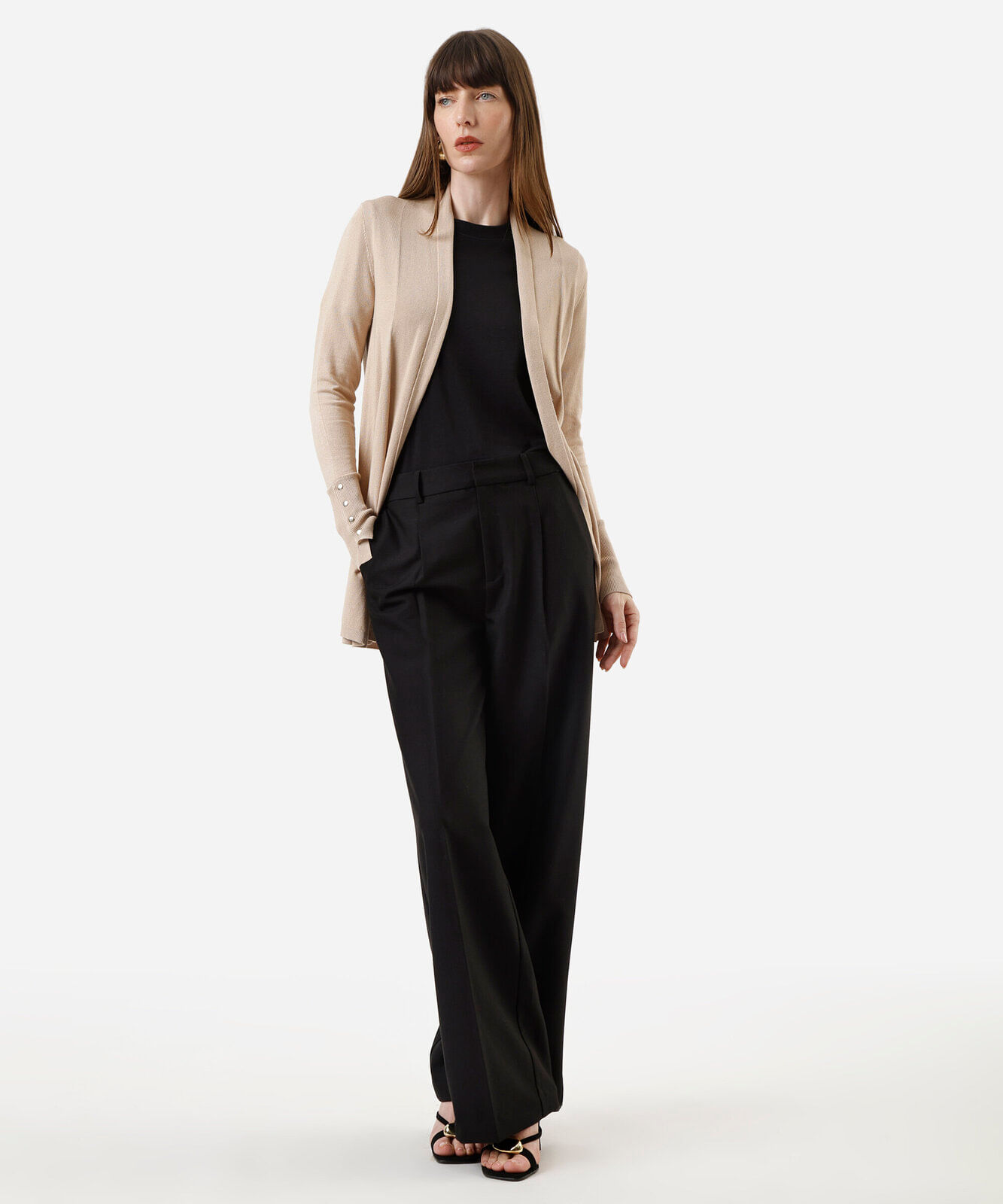 cardigan feminino de tricot  bege