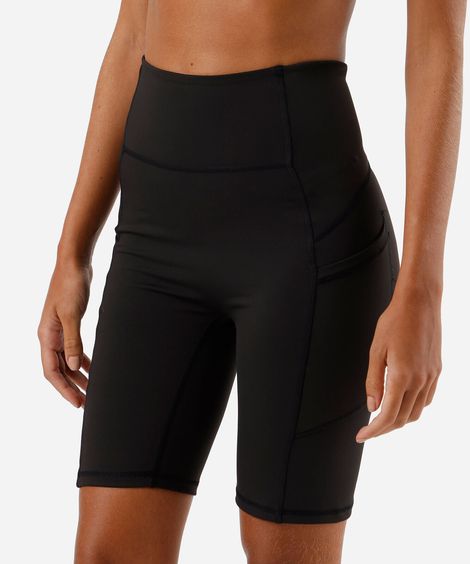 bermuda feminina esportiva ace com bolsos preta