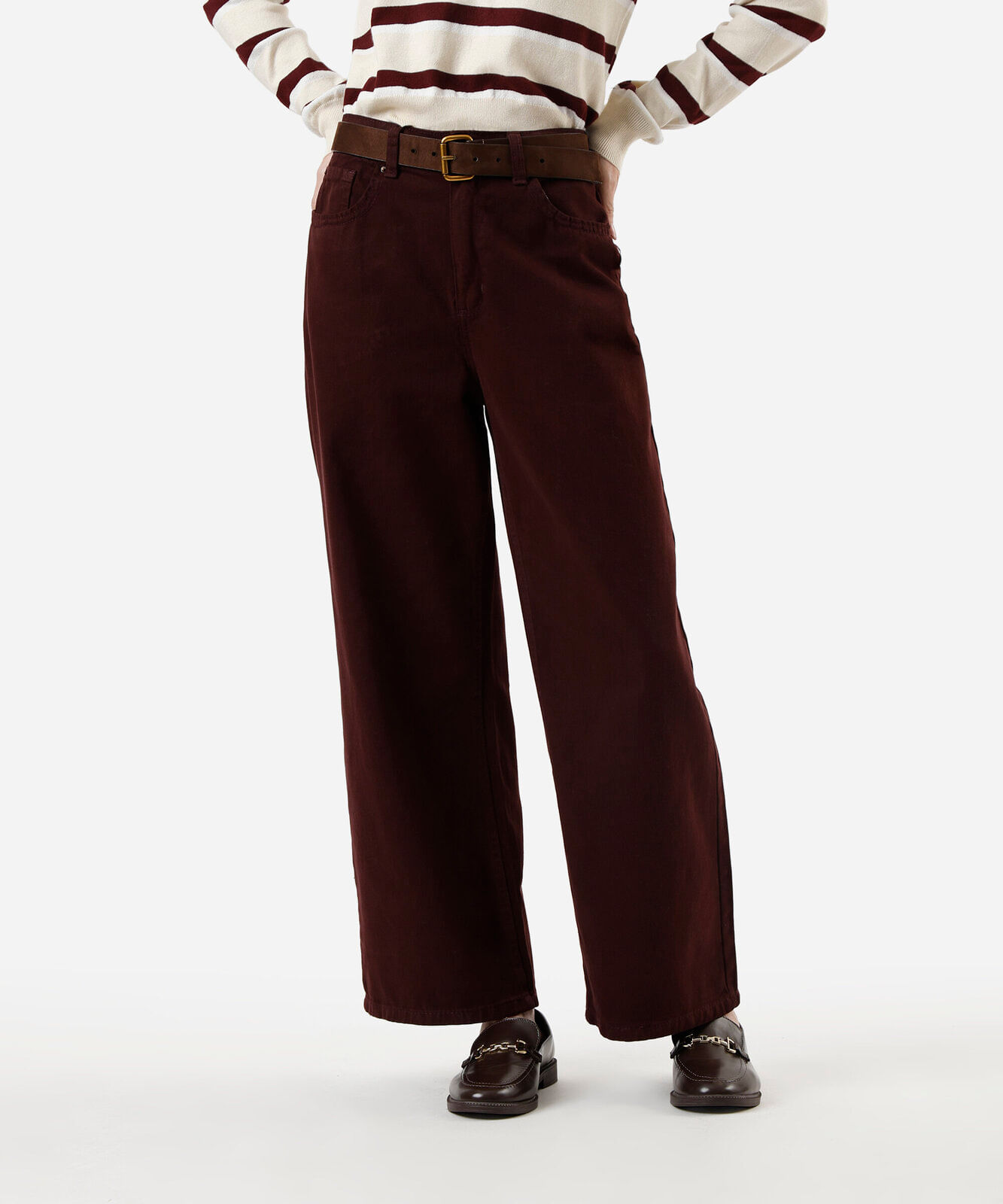 calça wide leg cropped feminina de sarja cintura alta vinho