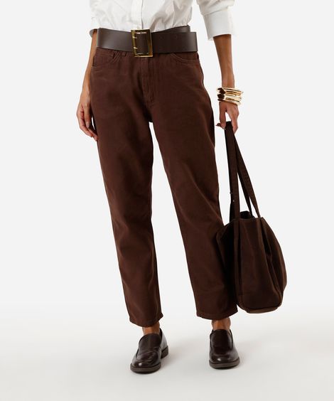 calça mom sarja cintura super alta marrom