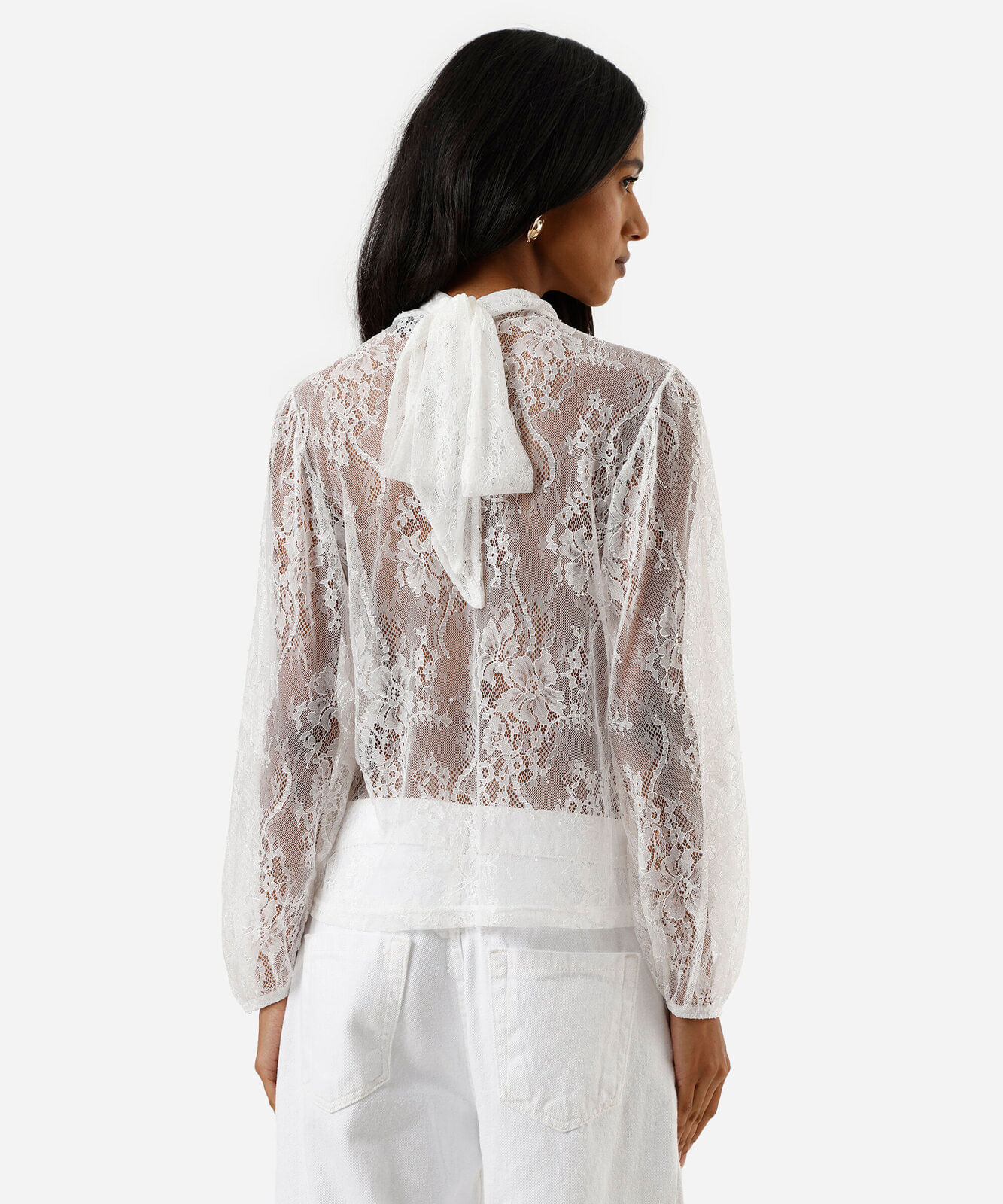 bata feminina de renda com gola laço floral off white