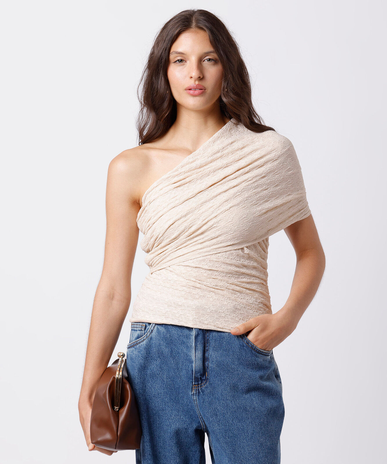 blusa ombro único feminina de renda franzida floral mindset off white