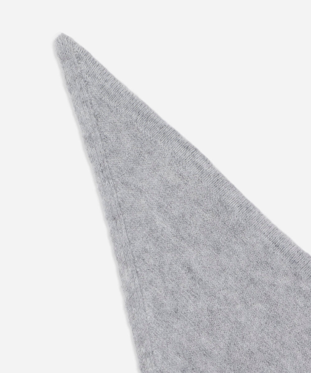 cachecol triangular de tricot mindset cinza