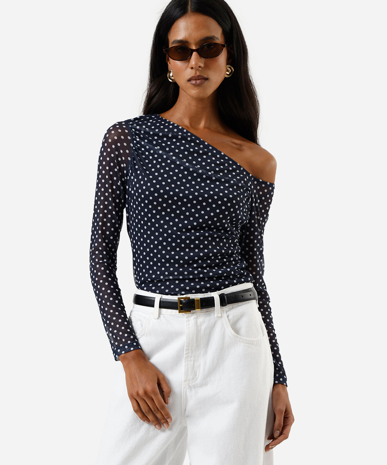 blusa feminina de tule assimétrica manga longa poá azul