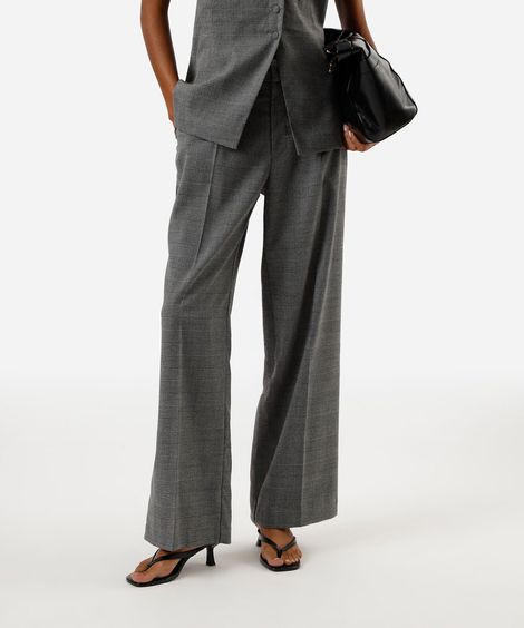 calça de alfaiataria feminina com pregas xadrez cinza