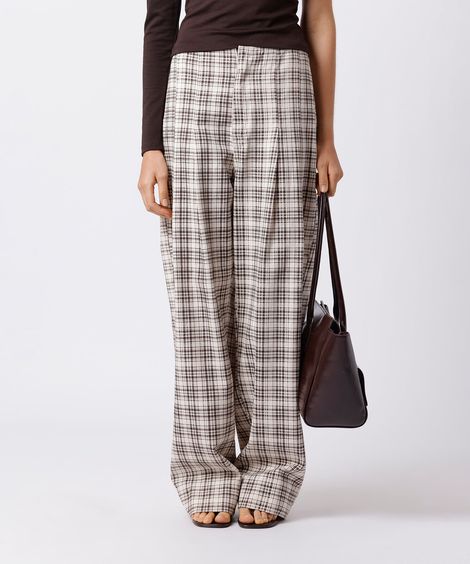 calça feminina de sarja com pregas xadrez mindset colorida