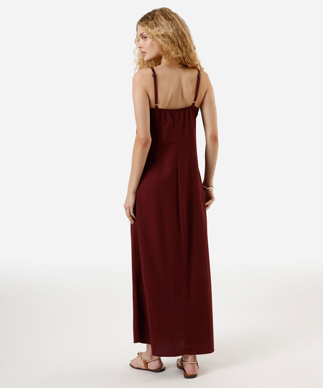 vestido longo alça fina feminino com linho e fenda vinho