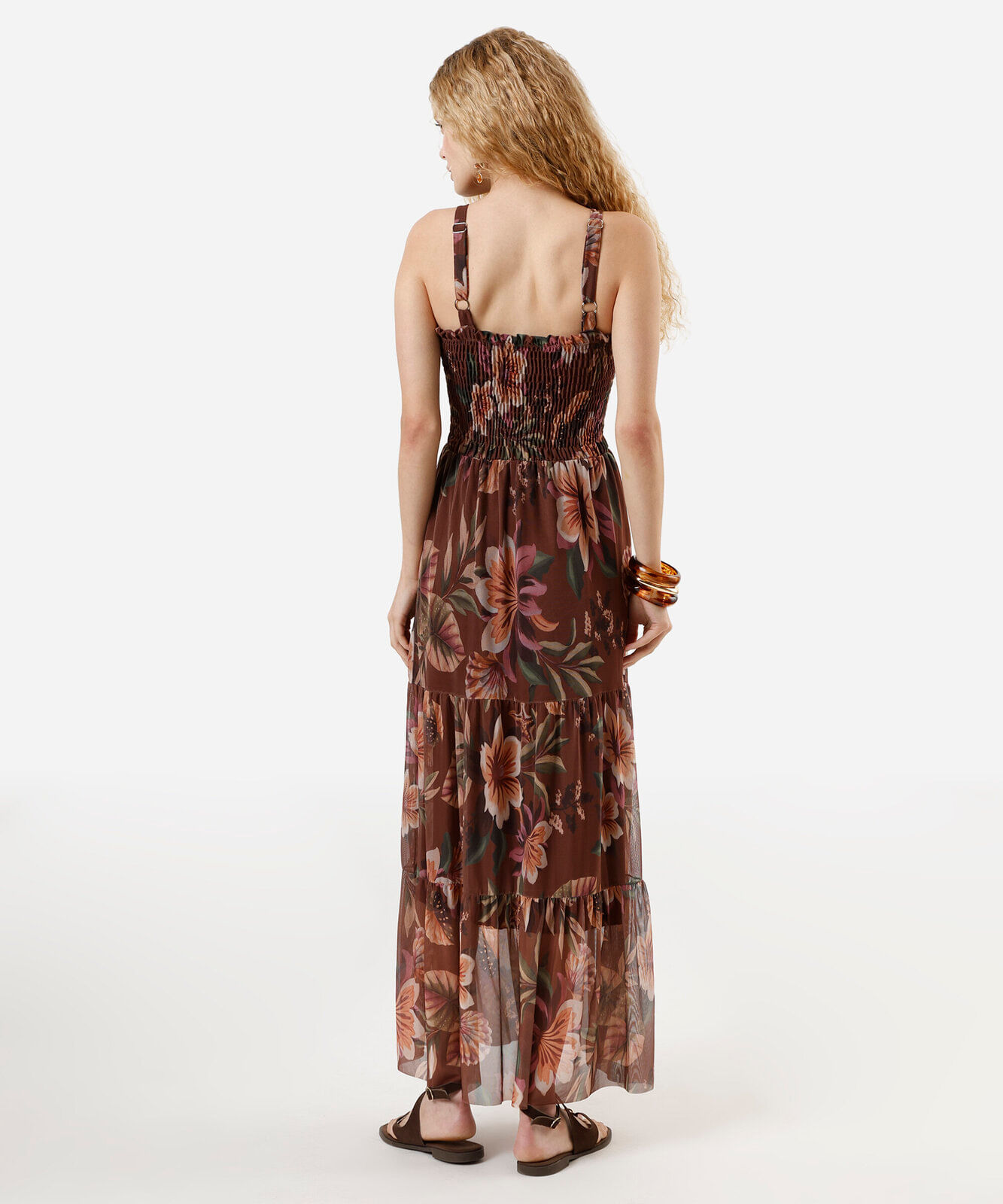 vestido de tule com lastex estampa encanto do mar marrom