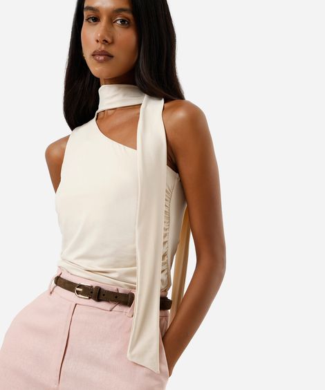 blusa ombro único feminina franzida com amarração bege