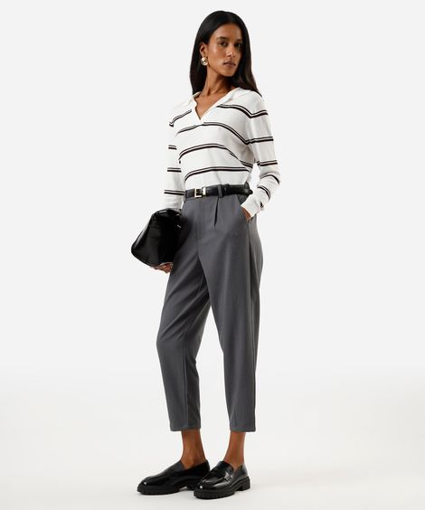 calça feminina de alfaiataria pregas cinza