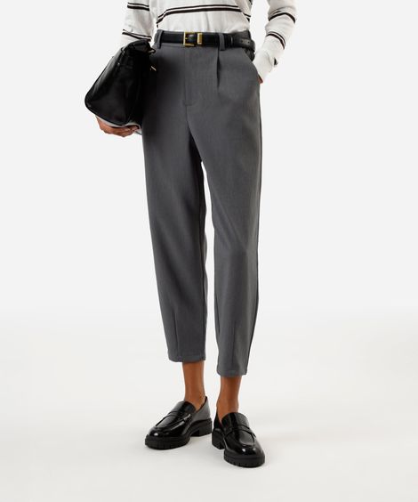 calça feminina de alfaiataria pregas cinza