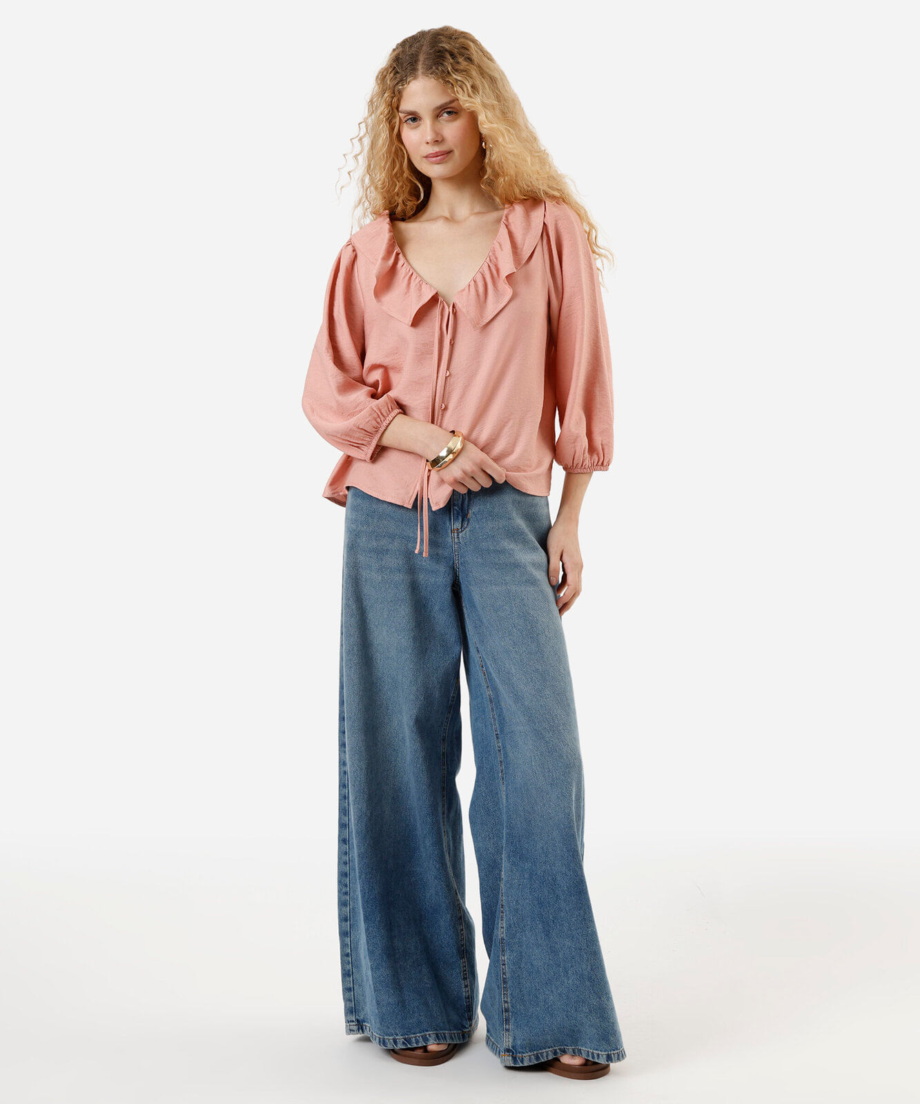 bata feminina com viscose e babados manga longa rosa