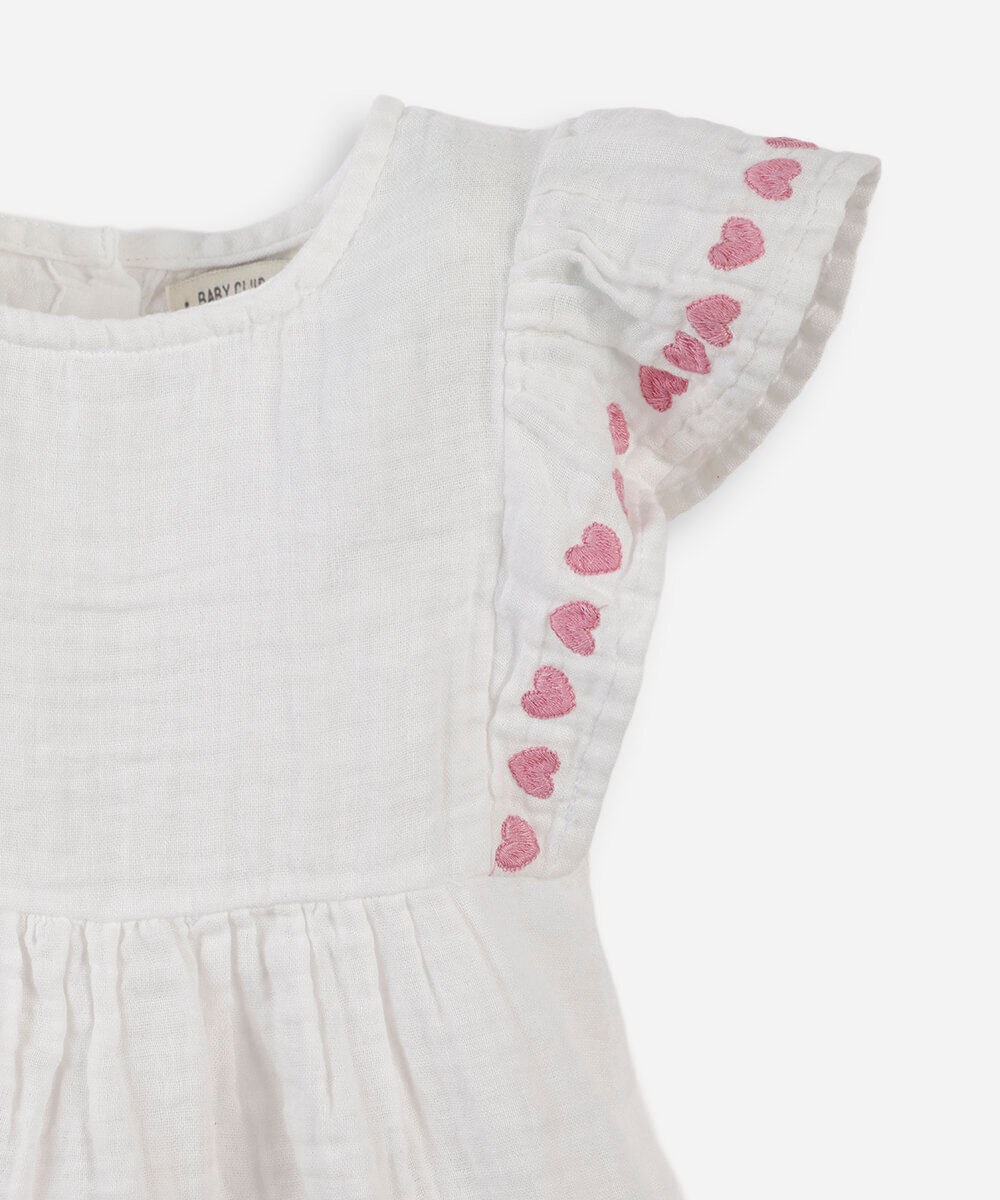 conjunto infantil curto com babados coração rosa